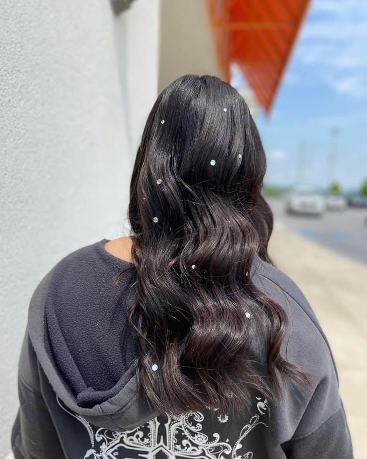 Glowing prom hair