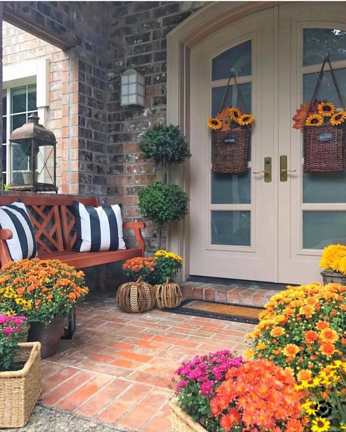 Make The Porch Inviting With A Welcome Sign