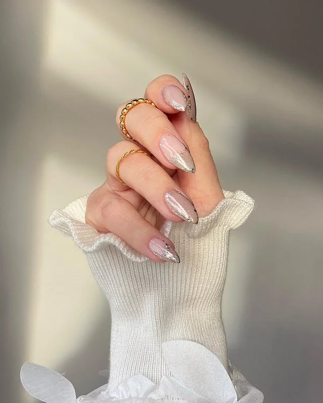 Pointy New Year Nails