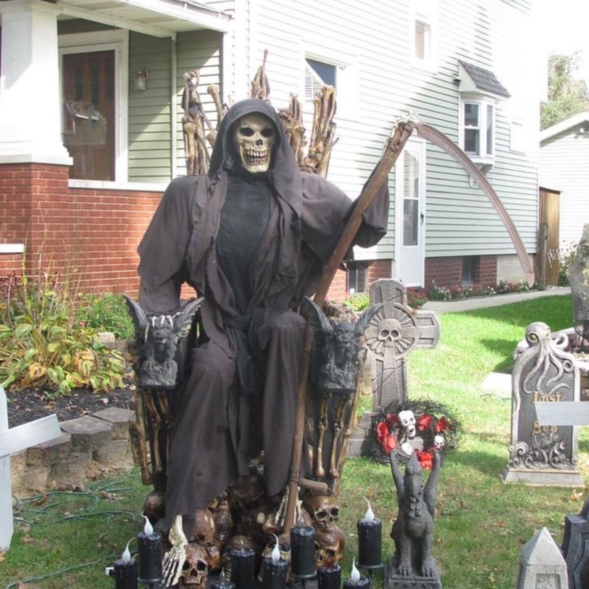 Throne of Bones for the Appearance of the Grim Reaper
