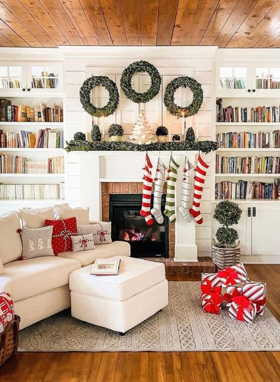 Triple Wreathes