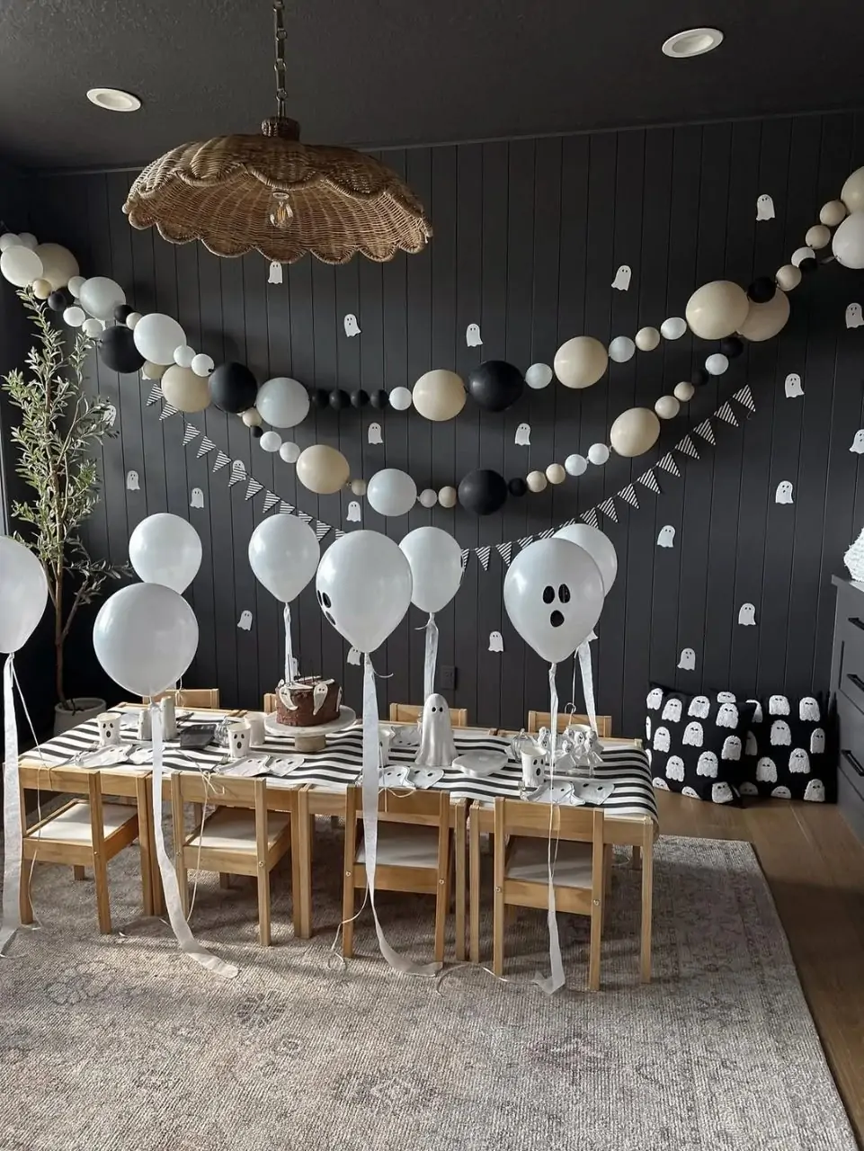 Ghostly Balloon Wall Display