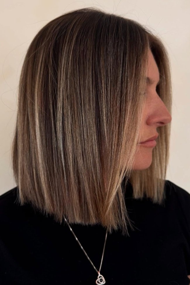 Straight Lob with Cool Brown and Beige Balayage